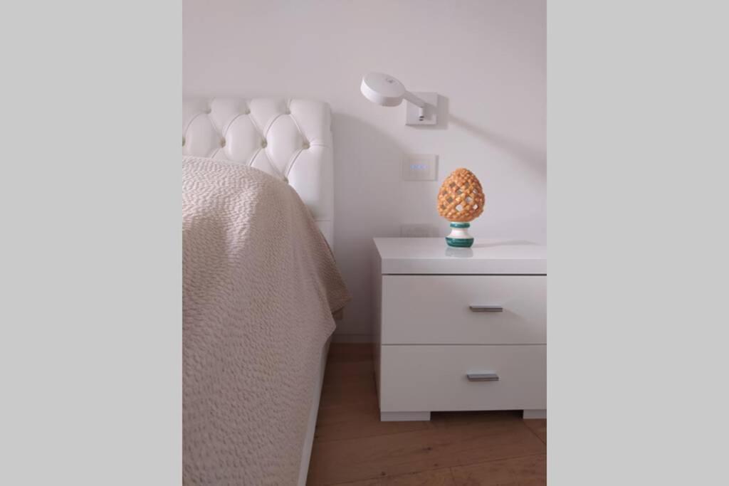 Casa Bianca - Luxury With Balcony In The City Centre Taormina Luaran gambar