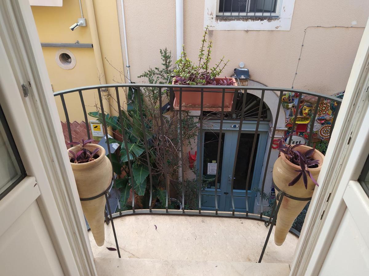 Casa Bianca - Luxury With Balcony In The City Centre Taormina Luaran gambar
